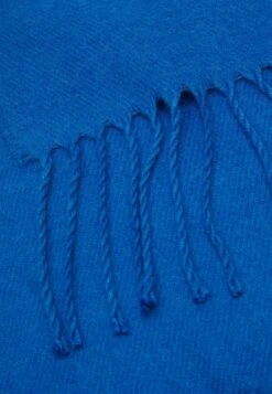 Pier One UnisexSciarpaBlue Uomo Foulard E Sciarpe PI954G00J-K13 -Negozio online Pier One Italia 008088ad62404eb986d5a3adffbfb94a scaled