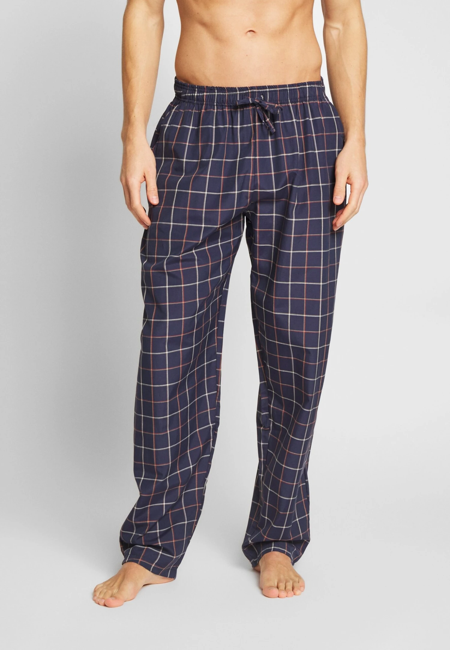 Pier One Pantaloni Del PigiamaDark Blue Uomo Per La Notte PI982L00E-K11 1 Pier One Pantaloni Del PigiamaDark Blue Uomo Per La Notte PI982L00E-K11