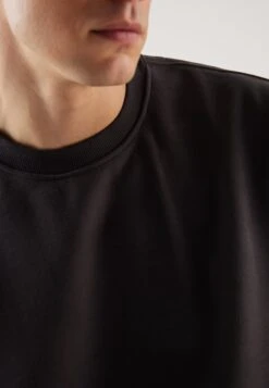 Pier One FelpaGrey Uomo Maglieria E Felpe PI922S0HF-C12 -Negozio online Pier One Italia 0e6d8b3e13a74f5bab10bd3d3fae3050 scaled