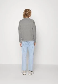 Pier One 3 PackFelpaBlack/Mottled Grey/Dark Blue Uomo Maglieria E Felpe PI922S0C0-Q12 -Negozio online Pier One Italia 11f1112060bf4897b1e0a74cc17538f2 scaled