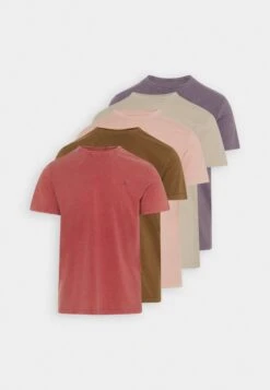 Pier One 5 PackT-Shirt BasicOff-White/Lilac/Light Red Uomo T-shirt E Polo PI922O0XG-A11 -Negozio online Pier One Italia 157be7693cf04021812e84a3c933c25e scaled
