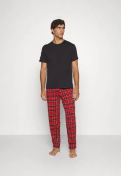 Pier One SinglePigiamaBlack/Red Uomo Per La Notte PI982M047-Q12