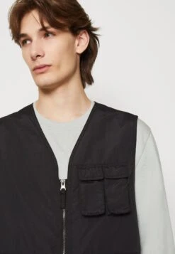 Pier One SmanicatoBlack Uomo Giacche PI922T04H-Q11 -Negozio online Pier One Italia 21efbca9ab034c0fbd05a4c141ecb0cc scaled