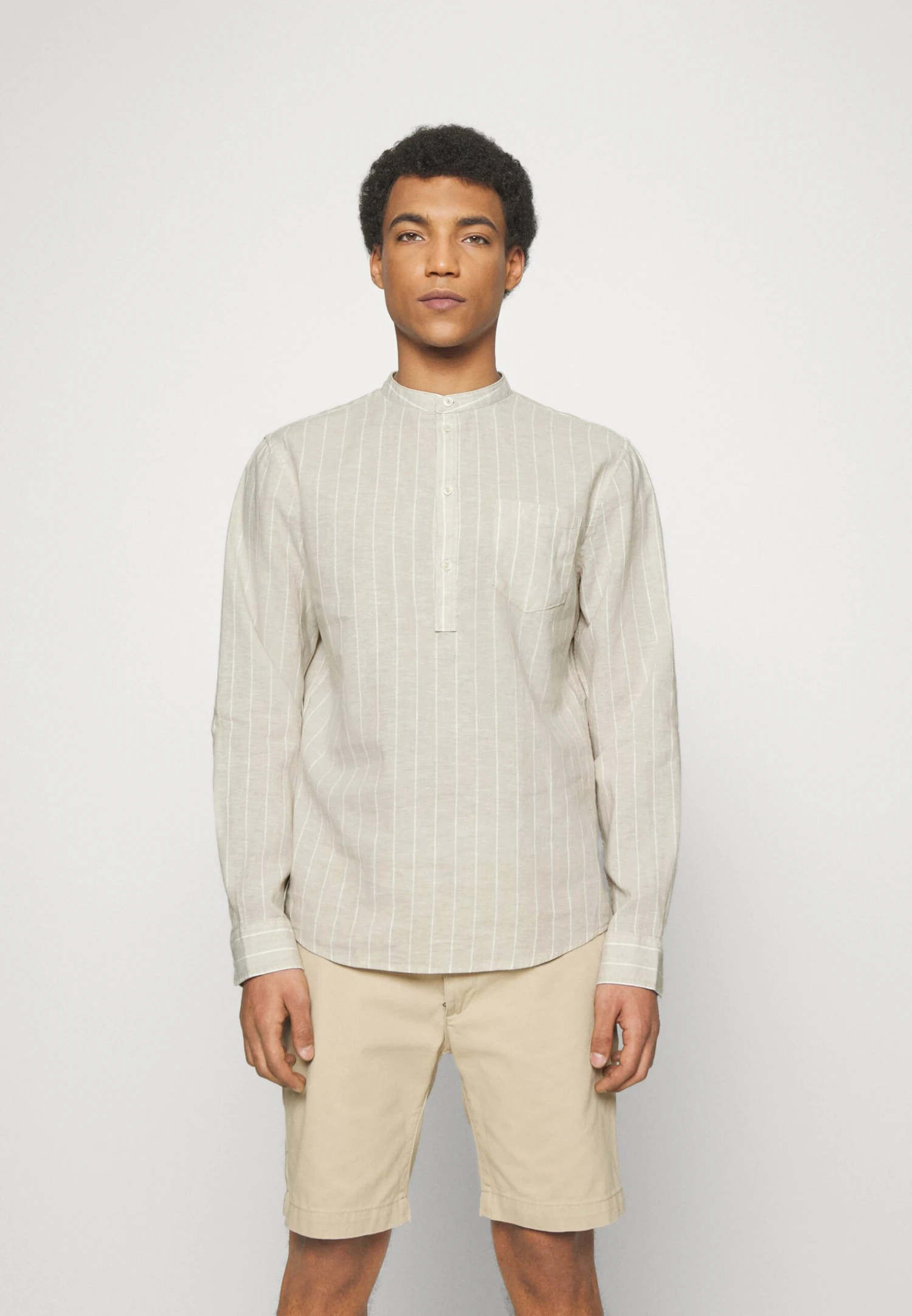 Pier One CamiciaBeige Uomo Camicie PI922DA24-B12 1 Pier One CamiciaBeige Uomo Camicie PI922DA24-B12