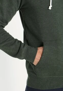 Pier One Felpa Con CappuccioKhaki Uomo Maglieria E Felpe PI922SA08-N11 -Negozio online Pier One Italia 2ce81fd23721458ba495e5f9e845715e