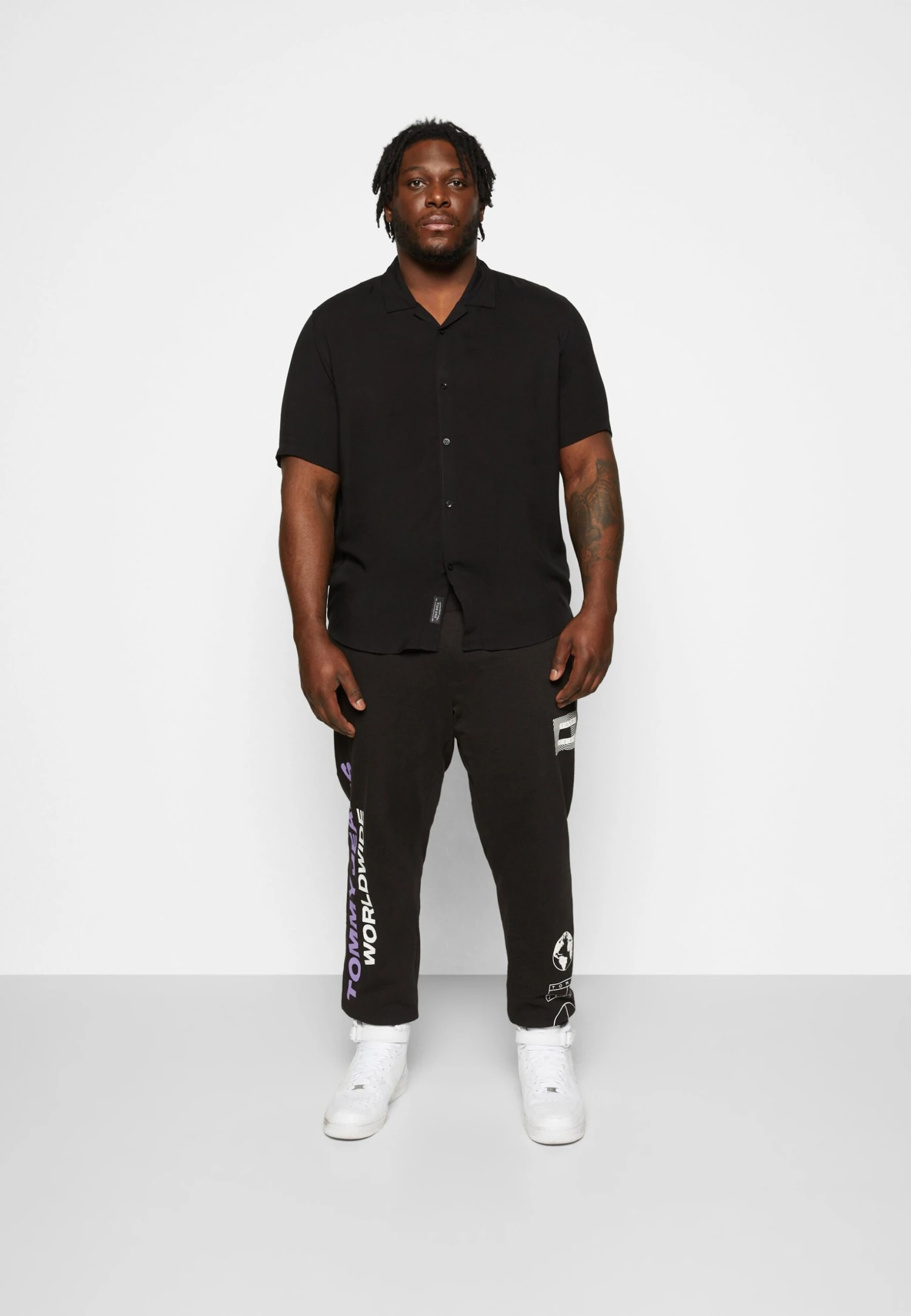 Pier One CamiciaBlack Uomo Camicie PI922D0CV-Q11 2 Pier One CamiciaBlack Uomo Camicie PI922D0CV-Q11 - immagine 2