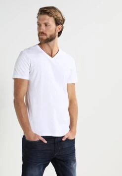 Pier One 2 PackT-Shirt BasicWhite Uomo T-shirt E Polo PI982AA01-A11 -Negozio online Pier One Italia 306d38dae77f4ab388e2071d801d3f74