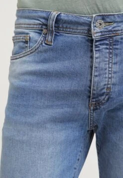 Pier One Jeans Slim FitLight Blue Denim Uomo Jeans PI922GA03-K11 -Negozio online Pier One Italia 315da01889964808bee6aecca6e88cde