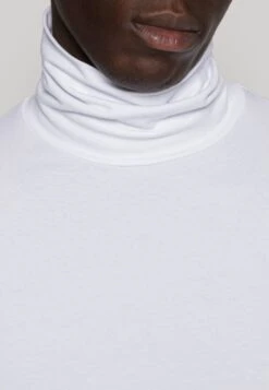 Pier One Maglietta A Manica LungaWhite Uomo T-shirt E Polo PI922O0GE-A11 9 Pier One Maglietta A Manica LungaWhite Uomo T-shirt E Polo PI922O0GE-A11 -Negozio online Pier One Italia 34c6e3d430a34ad2bb932847f3fff535 scaled