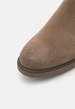 Pier One LeatherStivalettiTaupe Uomo Stivaletti/Stivali PI912K0C4-B11 11 Pier One LeatherStivalettiTaupe Uomo Stivaletti/Stivali PI912K0C4-B11 -Negozio online Pier One Italia 4b3ec40eeeab433faa22c5ce65f069bb scaled