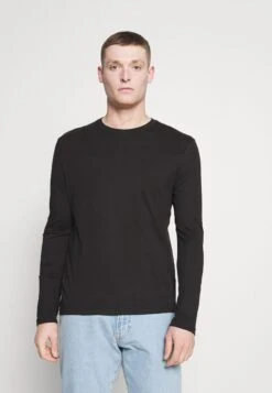 Pier One 5 PackMaglietta A Manica LungaWhite/Dark Blu/Grey Uomo T-shirt E Polo PI922O0RB-A11 14 Pier One 5 PackMaglietta A Manica LungaWhite/Dark Blu/Grey Uomo T-shirt E Polo PI922O0RB-A11 -Negozio online Pier One Italia 504fb867bed4445ca997ccec5c3b3174 scaled