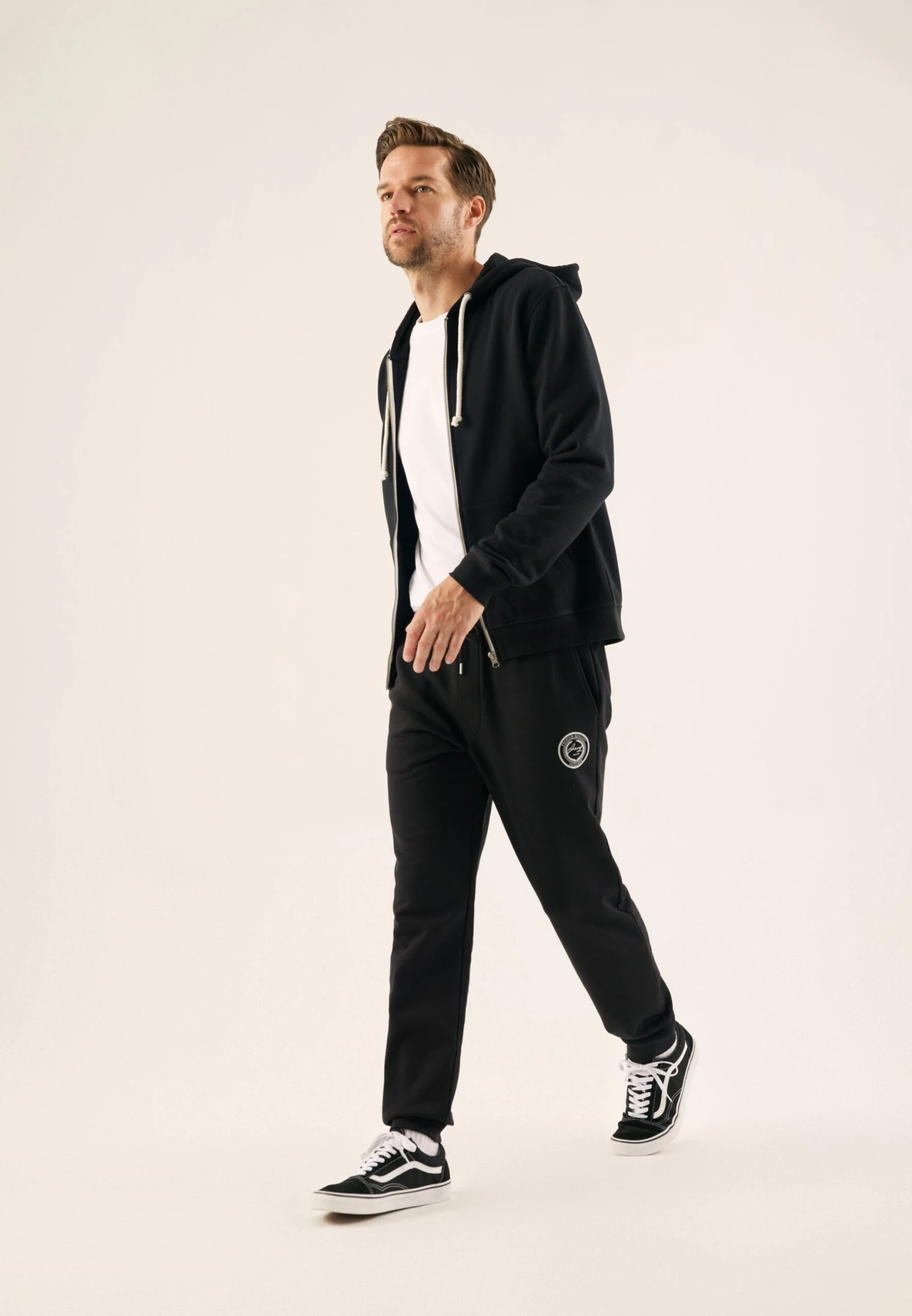 Pier One Pantaloni SportiviBlack Uomo Pantaloni PI922E05O-Q11 2 Pier One Pantaloni SportiviBlack Uomo Pantaloni PI922E05O-Q11 - immagine 2