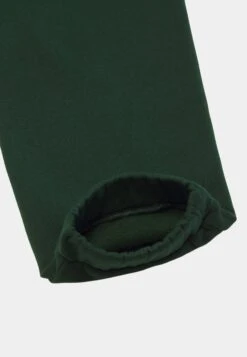 Pier One Pantaloni Sportivi - Dark Green -Negozio online Pier One Italia 55c6441e60c34e9ba2cb6fd70ded05dd scaled
