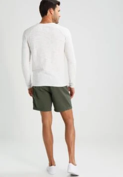 Pier One ShortsKhaki Uomo Bermuda PI922FA15-N11 -Negozio online Pier One Italia 5ade0995c0ea414faa29af0bc620f3ef