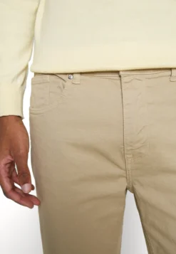 Pier One Jeans Slim Fit - Beige -Negozio online Pier One Italia 5c0c3fb9ba344384b5ed37a30e251c8c scaled