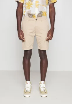 Pier One 2 PackShorts Dark Blue/Tan Uomo Bermuda PI922F04R-K11 -Negozio online Pier One Italia 5ebb09e352a149cc92ee221719790c56 scaled