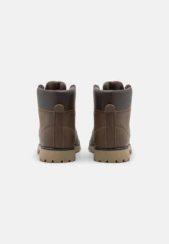 Pier One Stivaletti StringatiBrown Uomo Stivaletti/Stivali PI912K0B8-O11 -Negozio online Pier One Italia 60b01aac297a49f0a0e3becc2694bcb7 scaled