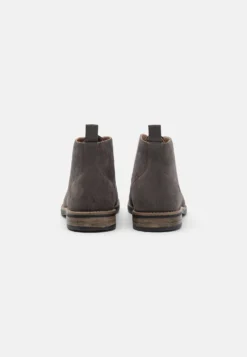 Pier One Stringate SportiveDark Grey Uomo Scarpe Con I Lacci PI912M0EC-C11 -Negozio online Pier One Italia 60b31299af274ae08f41e556c2fa39ef scaled