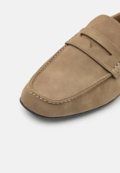 Pier One Unisex - Mocassini - Beige 11 Pier One Unisex - Mocassini - Beige -Negozio online Pier One Italia 63ecea7199cf49cbbdcbef186378d3a2 scaled