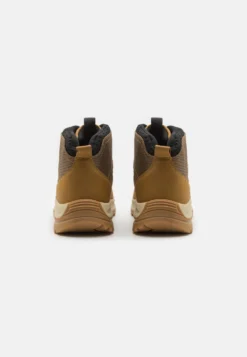 Pier One Stivaletti StringatiCamel Uomo Stivaletti/Stivali PI912K0B6-B11 -Negozio online Pier One Italia 63fb65fb058145da9876b17bbf0179ad scaled