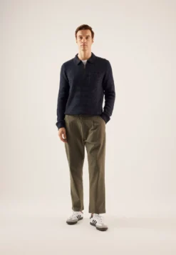 Pier One MaglioneDark Blue Uomo Maglieria PI922Q0C1-K11 -Negozio online Pier One Italia 64b398a332de4044b9d4c2aba413d068 scaled