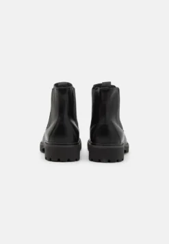 Pier One StivalettiBlack Uomo Stivaletti/Stivali PI912K0BO-Q11 -Negozio online Pier One Italia 6ee266488eae4e90afdc3132d1bde5ee scaled