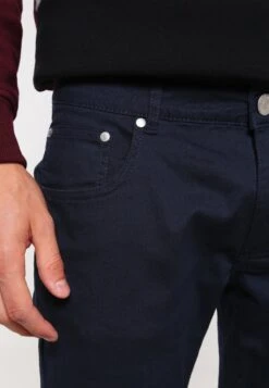 Pier One PantaloniDark Blue Uomo Pantaloni YO122E00Y-K11 9 Pier One PantaloniDark Blue Uomo Pantaloni YO122E00Y-K11 -Negozio online Pier One Italia 72d05897eb7b4ca3bdc8ce99ac126aa1
