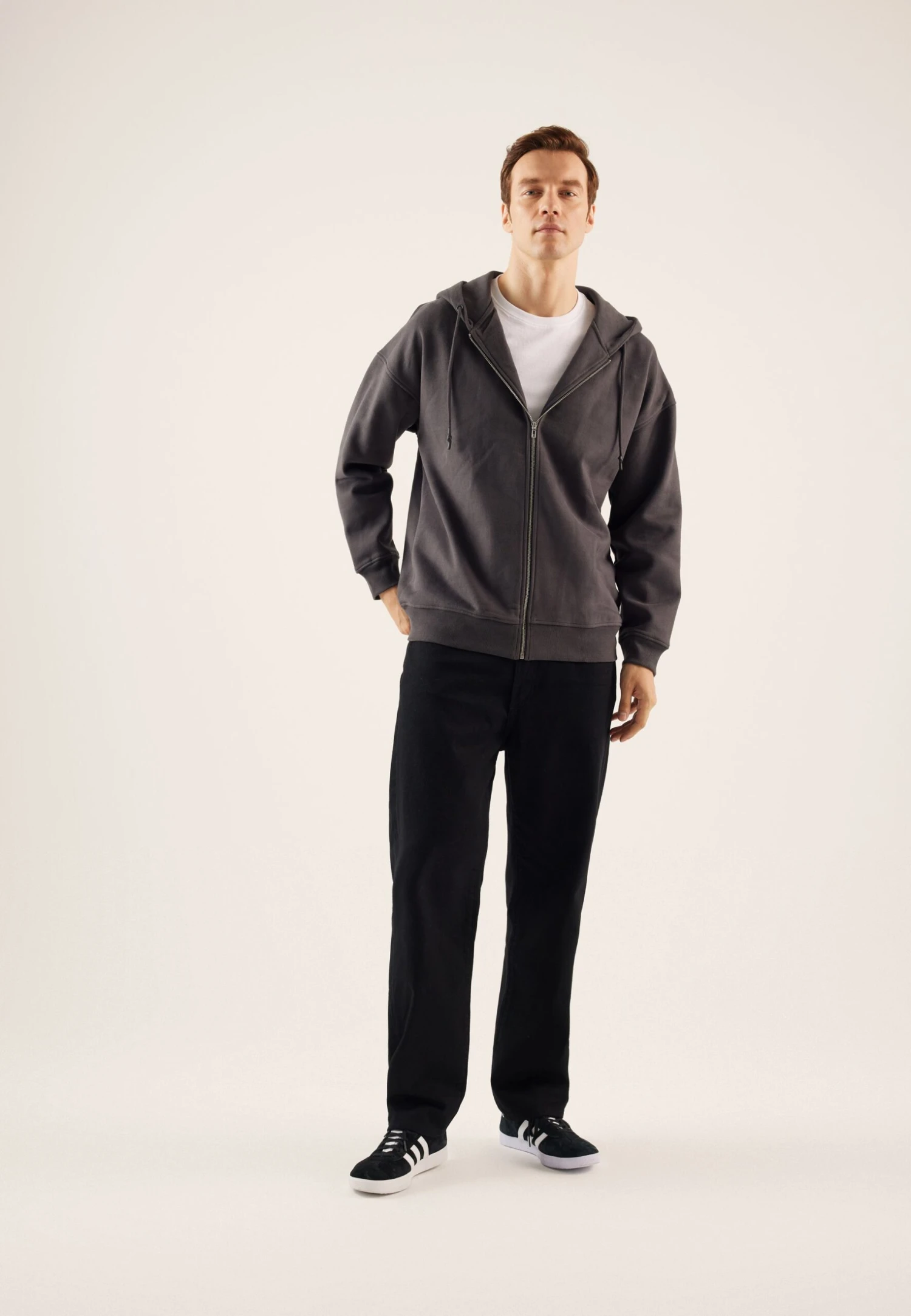 Pier One Felpa Con ZipGrey Uomo Maglieria E Felpe PI922S0HE-C12 2 Pier One Felpa Con ZipGrey Uomo Maglieria E Felpe PI922S0HE-C12 - immagine 2