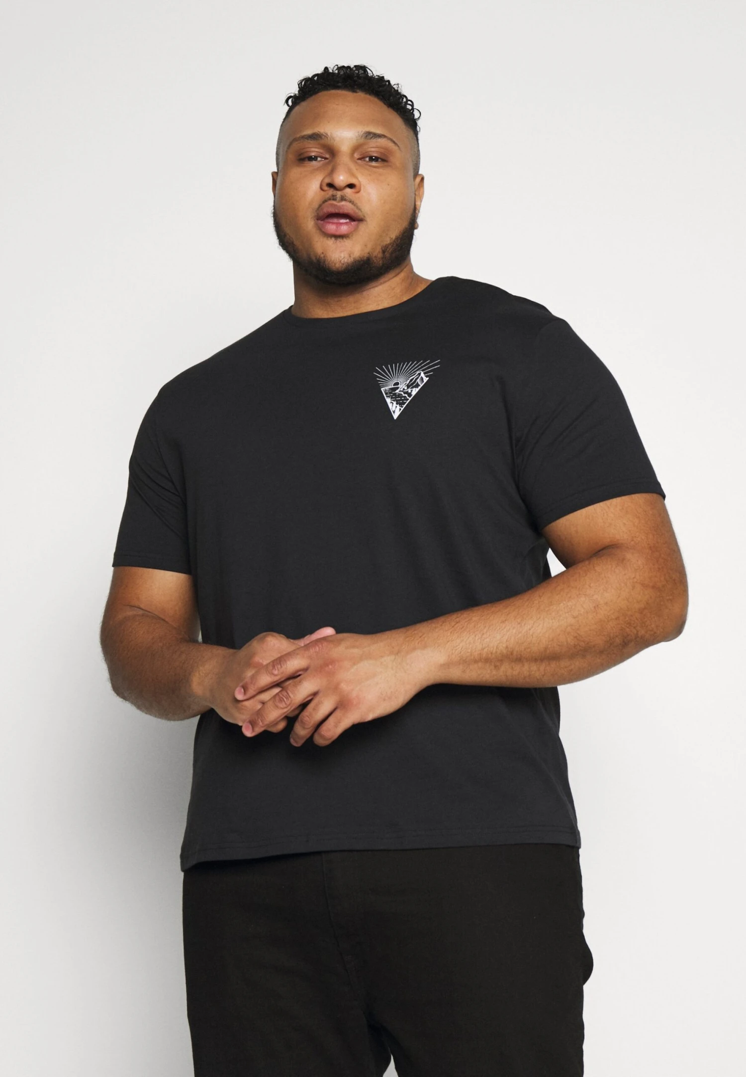 Pier One T-Shirt Con StampaBlack Uomo T-shirt E Polo PI922O0KE-Q11 1 Pier One T-Shirt Con StampaBlack Uomo T-shirt E Polo PI922O0KE-Q11