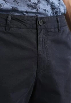 Pier One ShortsNavy Uomo Bermuda PI922FA1G-K12 -Negozio online Pier One Italia 7ffdb3db705f45a2aaf2691f8e0ead0a