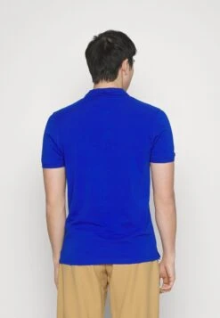 Pier One BasicPoloRoyal Blue Uomo T-shirt E Polo PI922P00F-K15 -Negozio online Pier One Italia 813bd5c63b294b0dbe91bba45626ed73 scaled
