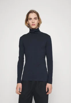 Pier One 2 PackMaglietta A Manica LungaBordeaux/Dark Blue Uomo T-shirt E Polo PI922O0KR-G11 10 Pier One 2 PackMaglietta A Manica LungaBordeaux/Dark Blue Uomo T-shirt E Polo PI922O0KR-G11 -Negozio online Pier One Italia 84af5f1b546f4cf78d1fd323b259e07e scaled