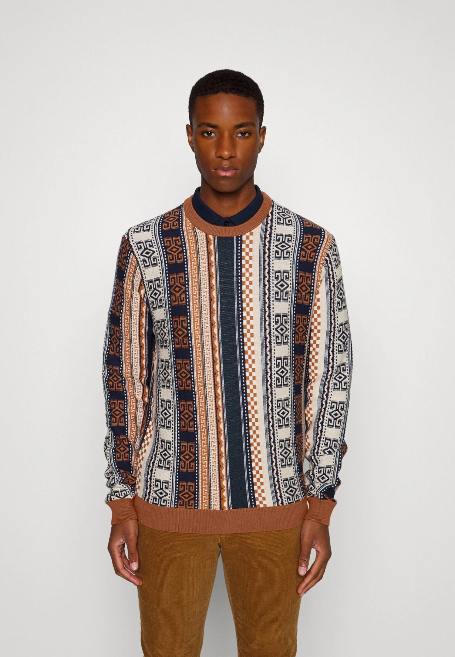 Pier One MaglioneMulti-Coloured Uomo Maglieria PI922Q0BE-T11 3 Pier One MaglioneMulti-Coloured Uomo Maglieria PI922Q0BE-T11 - immagine 3