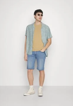 Pier One Shorts Di JeansLight Blue Denim Uomo Jeans PI922F05B-K11