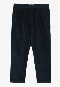 Pier One CorduroyPantaloniDark Blue Uomo Pantaloni PI922E05I-K11 -Negozio online Pier One Italia 8f2e918ab757411fb49162d68328e81a scaled