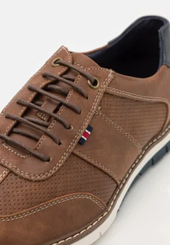 Pier One Stringate SportiveDark Brown Uomo Scarpe Con I Lacci PI912M0DZ-O11 -Negozio online Pier One Italia 923edcbc83394535ad0df25f3be039db scaled