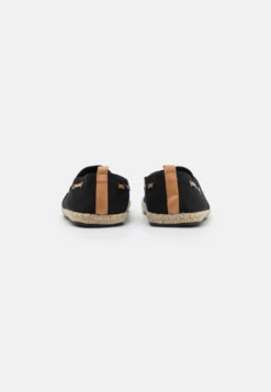 Pier One EspadrillasBlack Uomo Scarpe Basse PI912C0AZ-Q11 -Negozio online Pier One Italia 93956be1d89c4c879aef60fde003ab72 scaled
