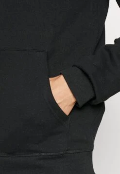 Pier One 2 PackFelpa Con ZipBlack/Mottled Light Grey Uomo Maglieria E Felpe PI922S0HA-Q11 -Negozio online Pier One Italia 945fde52b7f24a51b9c59a2e8c726fc5 scaled