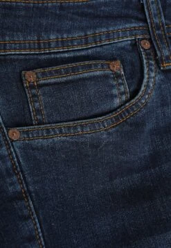 Pier One Jeans Slim FitDark Blue Denim Uomo Jeans PI922GA03-K12 -Negozio online Pier One Italia 9832ee86e7b2424ca4a173a36ae6e237