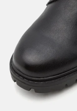 Pier One UnisexStivaletti StringatiBlack Uomo Stivaletti/Stivali PI915K009-Q11 11 Pier One UnisexStivaletti StringatiBlack Uomo Stivaletti/Stivali PI915K009-Q11 -Negozio online Pier One Italia aa9b4676eb2849e7b2097cdba41b0e08 scaled