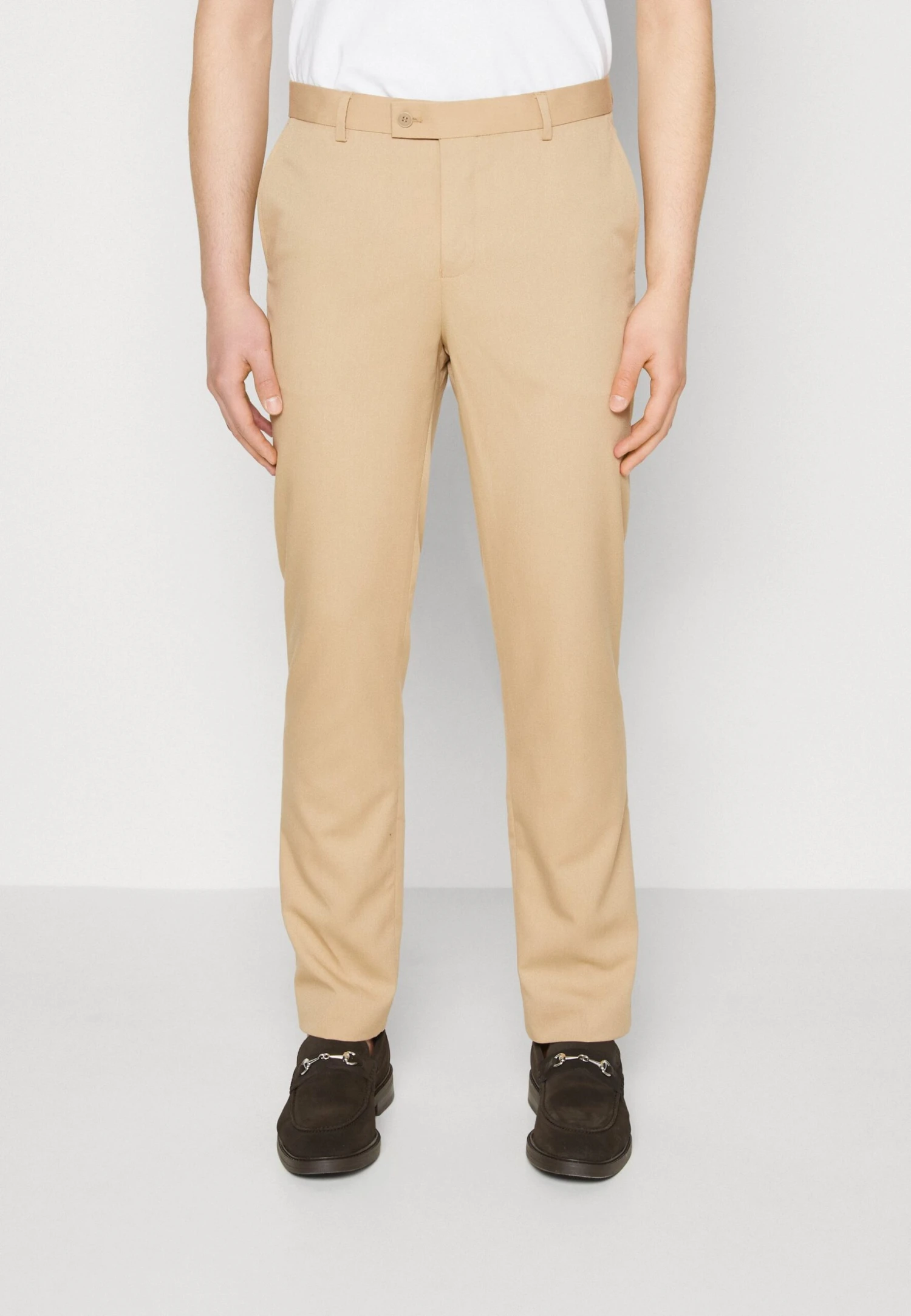Pier One PantaloniBeige Uomo Completi E Cravatte PI922E057-B11 1 Pier One PantaloniBeige Uomo Completi E Cravatte PI922E057-B11