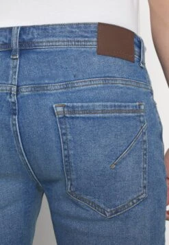 Pier One Shorts Di JeansBlue Denim Uomo Bermuda PI922F04L-K11 -Negozio online Pier One Italia afcb881752164def82cdb67074c48916 scaled