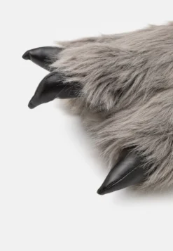 Pier One PantofoleGrey Uomo Pantofole PI912I00D-C11 -Negozio online Pier One Italia b22846b4629946f8902096cfd3a10bf0 scaled