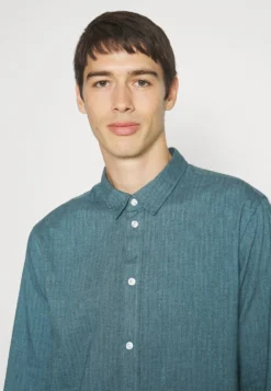 Pier One CamiciaGreen Uomo Camicie PI922D0EO-M11 -Negozio online Pier One Italia b3160d512e2944e198f03095b81111f7 scaled