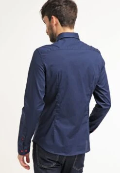 Pier One CamiciaDark Blue/Red Uomo Completi E Cravatte PI922D02W-K12 9 Pier One CamiciaDark Blue/Red Uomo Completi E Cravatte PI922D02W-K12 -Negozio online Pier One Italia b38d04691dd34e6ebb45d0126d8feb7e