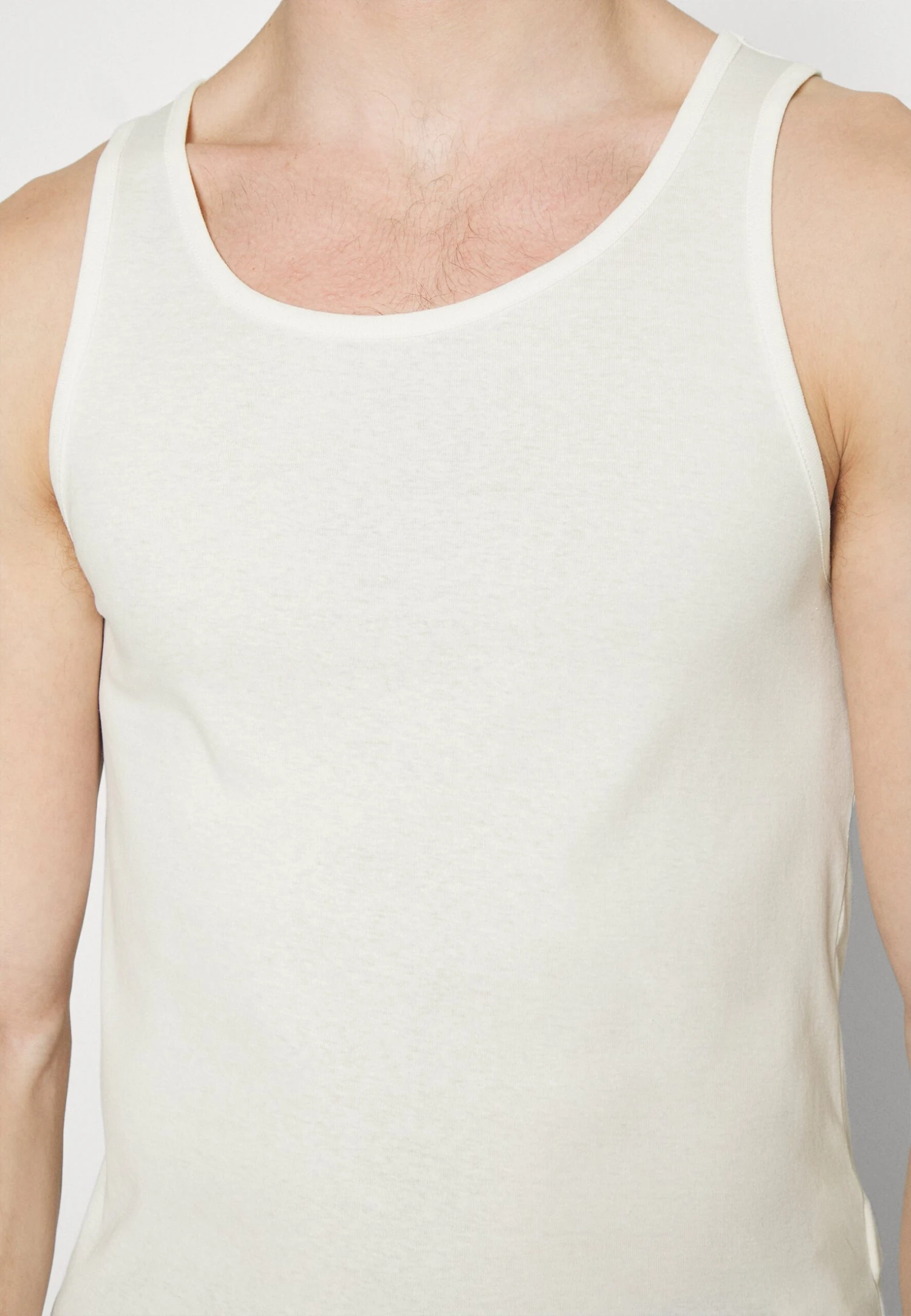 Pier One 5 PackMaglietta IntimaWhite Uomo Intimo PI982Q00D-A11 7 Pier One 5 PackMaglietta IntimaWhite Uomo Intimo PI982Q00D-A11 - immagine 7