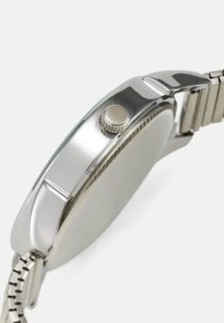 Pier One OrologioSilver-Coloured Uomo Orologi PI952M03I-D11 6 Pier One OrologioSilver-Coloured Uomo Orologi PI952M03I-D11 -Negozio online Pier One Italia ba15943ab9fb42e0a60b0c7549c60f67 scaled