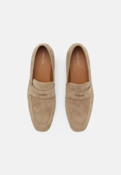 Pier One Mocassini Eleganti - Beige 10 Pier One Mocassini Eleganti - Beige -Negozio online Pier One Italia ba916d7e93ce4bbdba40fcebdb0407ae scaled