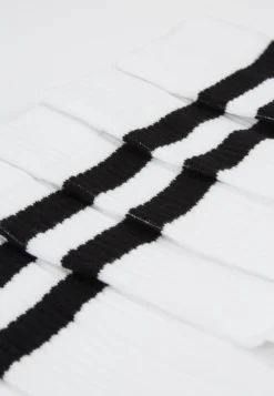 Pier One 5 PackCalzeWhite Uomo Intimo PI982F01L-A11 -Negozio online Pier One Italia bba04d20a797407b9b5f49c4e56503ef