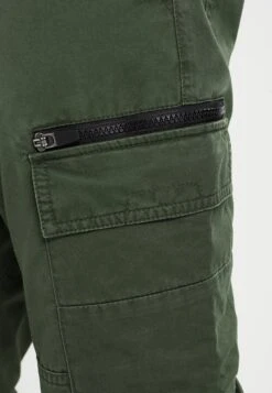 Pier One Pantaloni CargoDark Green Uomo Pantaloni YO122E01M-M11 10 Pier One Pantaloni CargoDark Green Uomo Pantaloni YO122E01M-M11 -Negozio online Pier One Italia c09213f9c49144359506b21a8ab774db